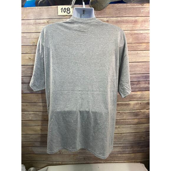 Star Wars Duel Men's T-Shirt 2XL Gray Luke Skywalker vs Darth Vader Retro - Picture 2 of 10